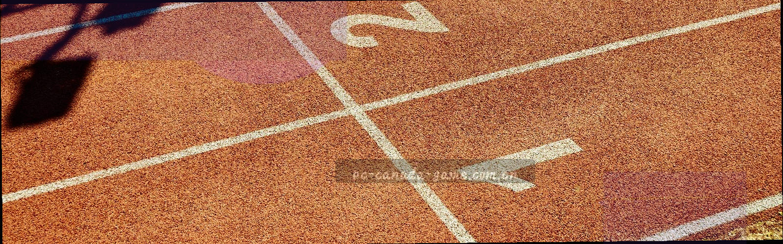 午夜蓝底上的冷色细网格与柔和光晕，抽象无文字
